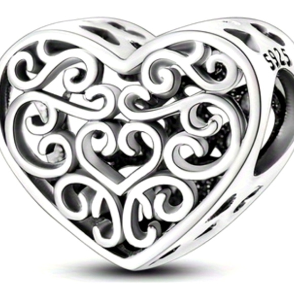 Jewelry - Silver Filgiree Heart Charm SALE